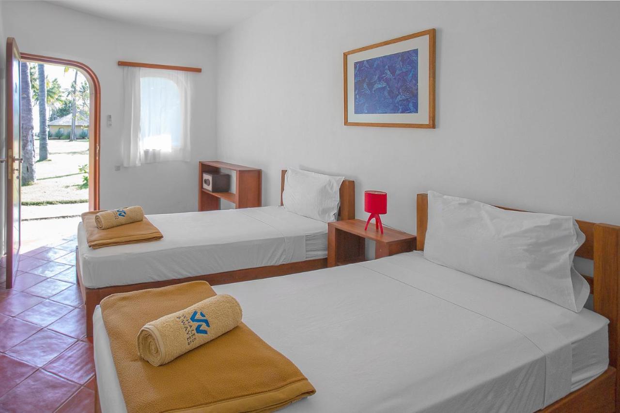 Whales And Waves Hotell Lemonga Eksteriør bilde